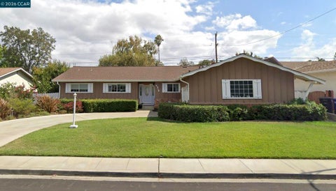Photo of 3310 Lancashire Pl PL, Concord, CA 94518 (MLS # 41152317)