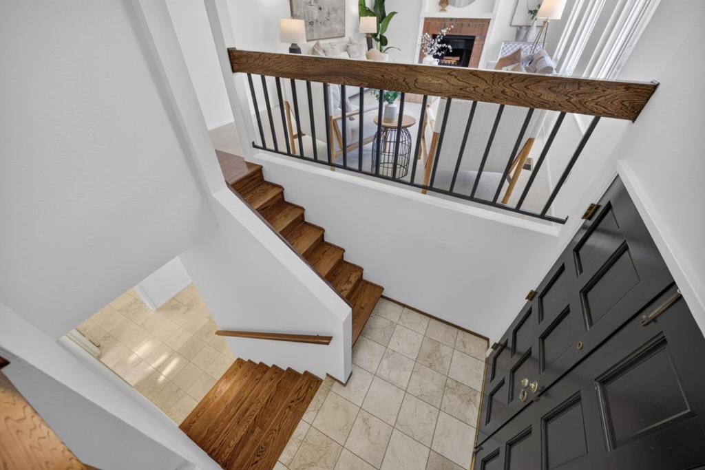 1328 Oddstad Boulevard