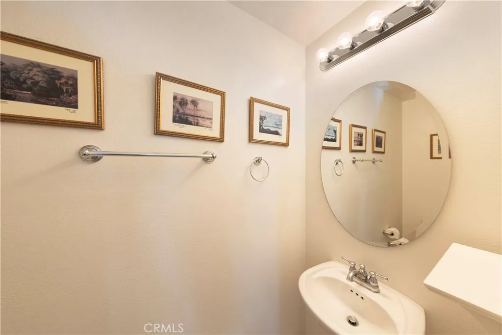 Irvine, California 92618, United States, 3 Bedrooms Bedrooms, ,3 BathroomsBathrooms,Residential,Active,247566