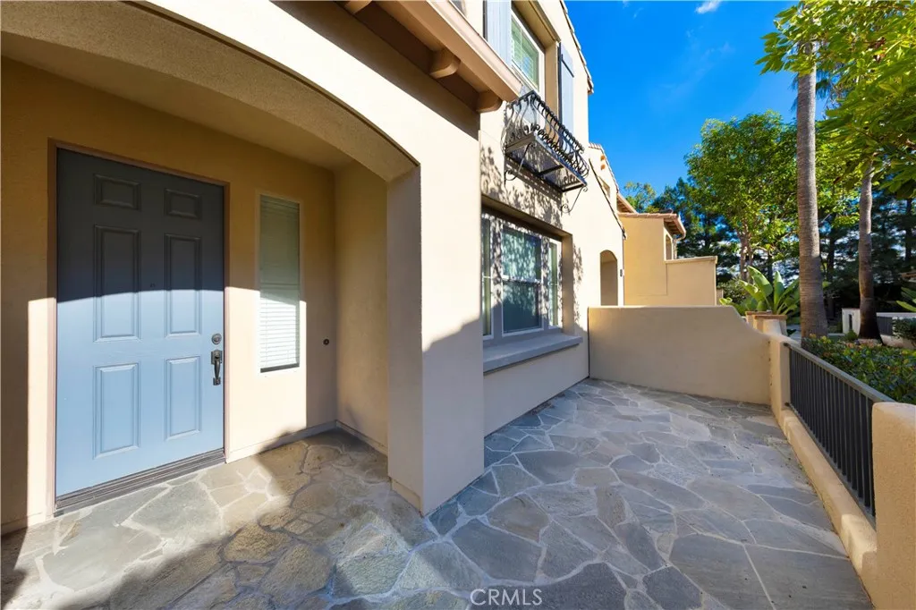 Irvine, California 92618, United States, 3 Bedrooms Bedrooms, ,3 BathroomsBathrooms,Residential,Active,247566