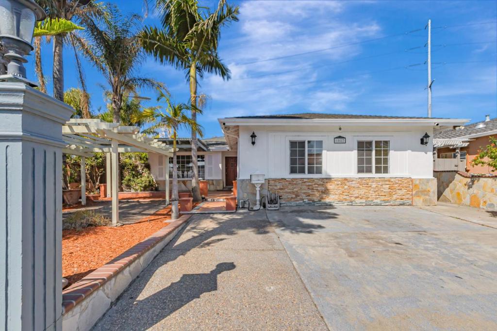 1087 Starlite Drive