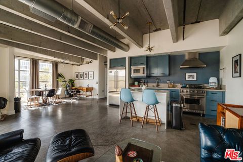 Photo of 4141 Glencoe Avenue #201, Marina Del Rey, CA 90292 (MLS # 26827673)