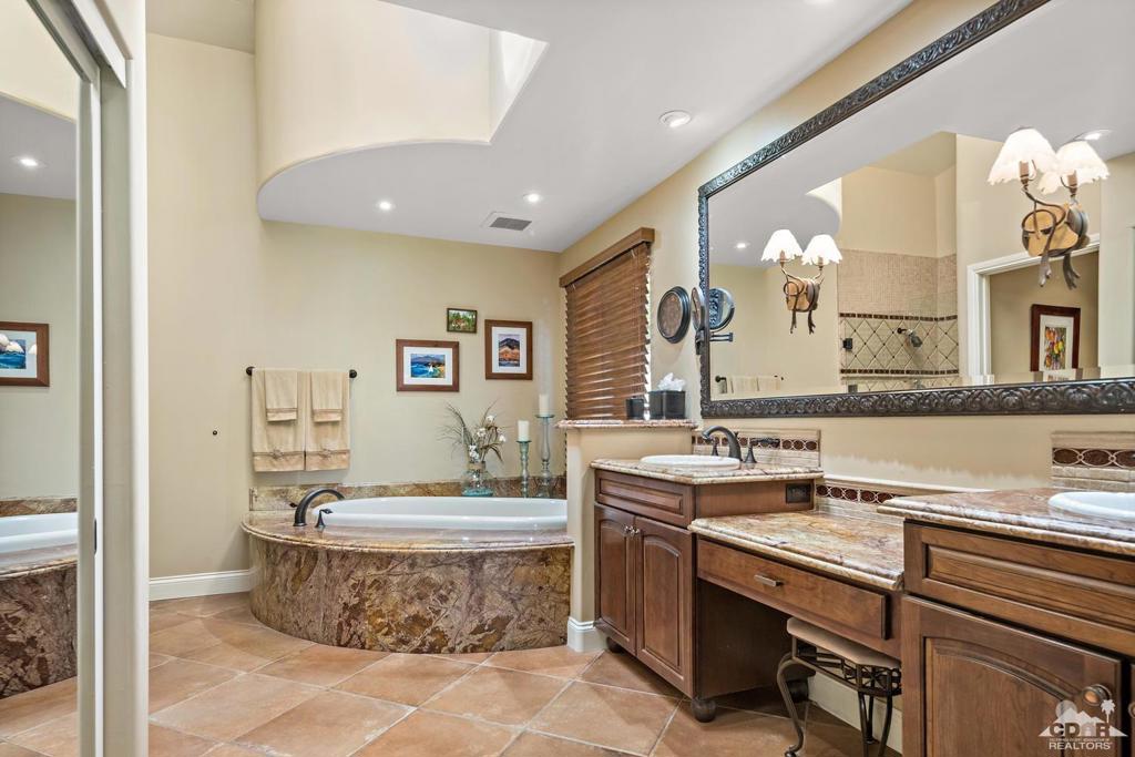 LQCC Golf Estates - Residential