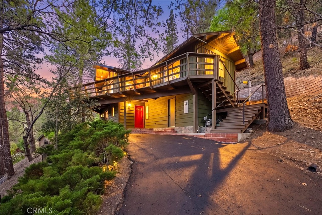 1159 Twin Lakes Drive