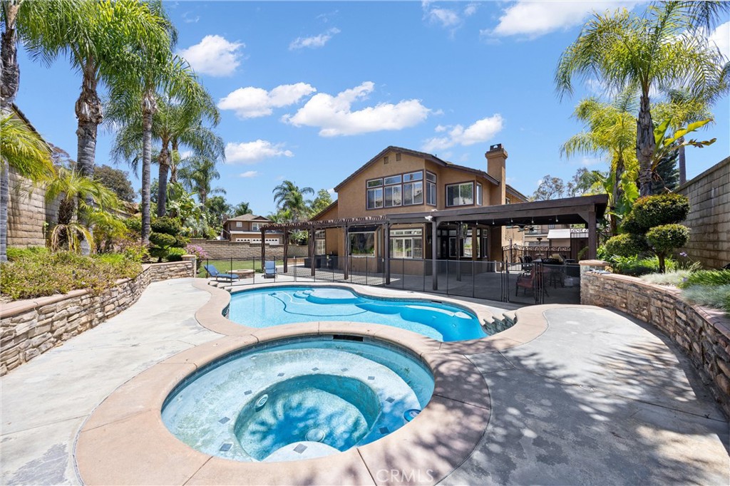 2300 Meadow View Lane