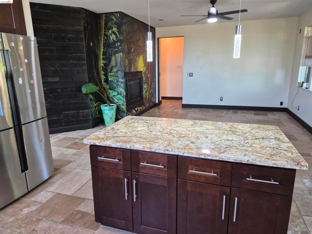 149 Oakpoint Ct