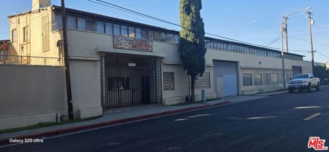 Photo of 1121 S Meridian Avenue, Alhambra, CA 91803 (MLS # 26660597)