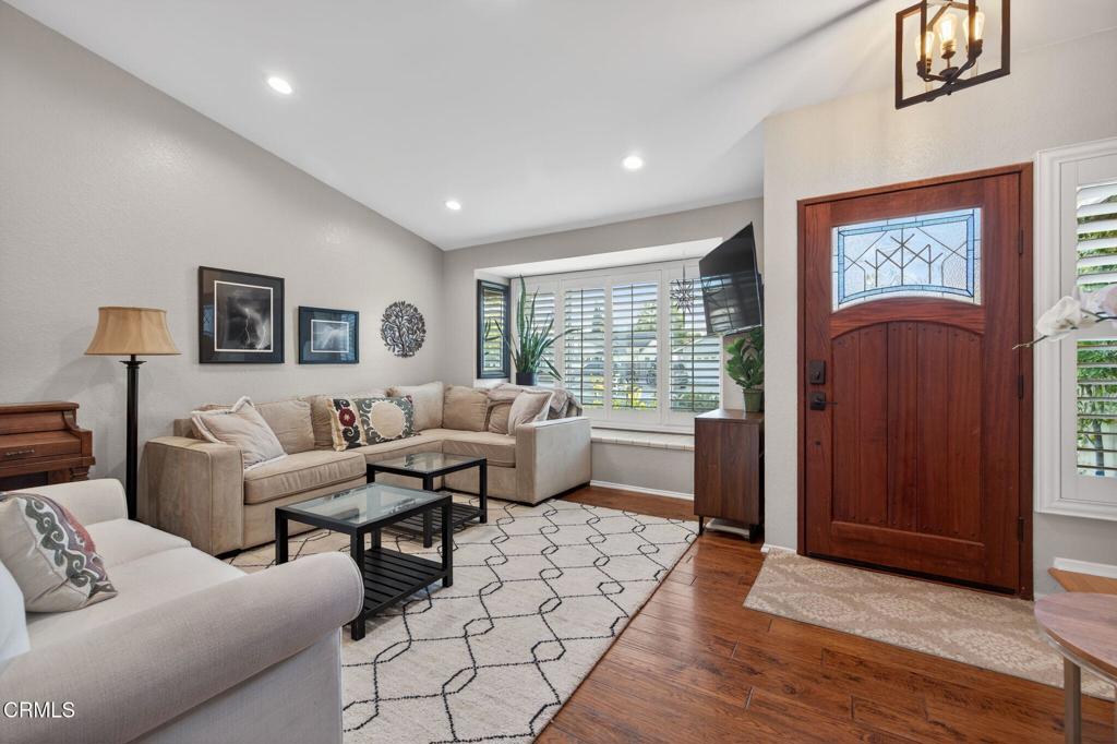 5249 Goldenridge Court