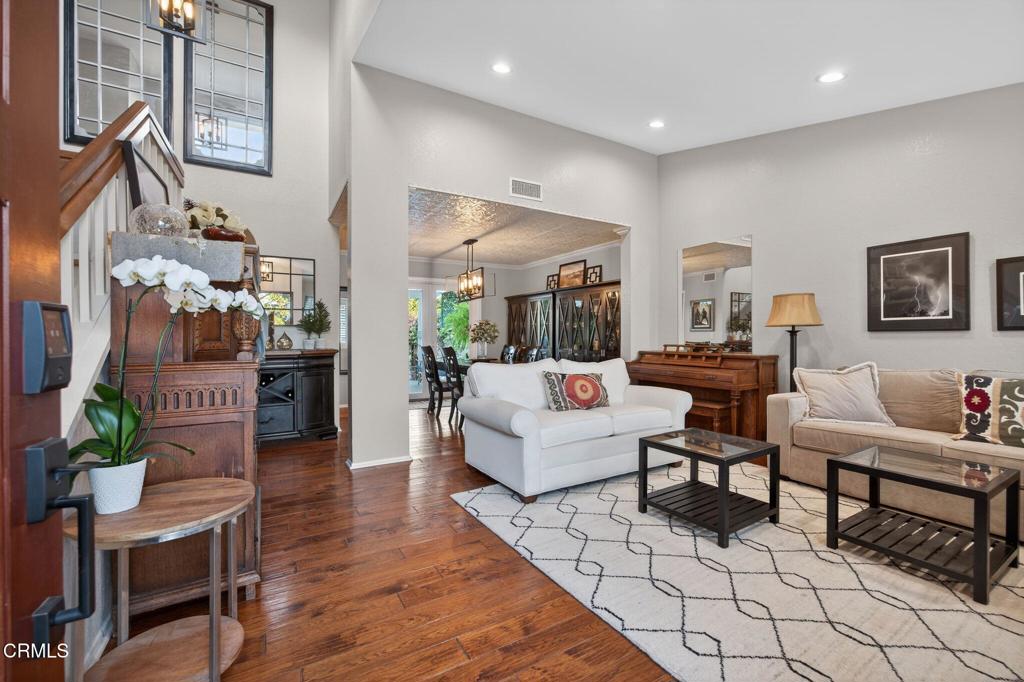 5249 Goldenridge Court