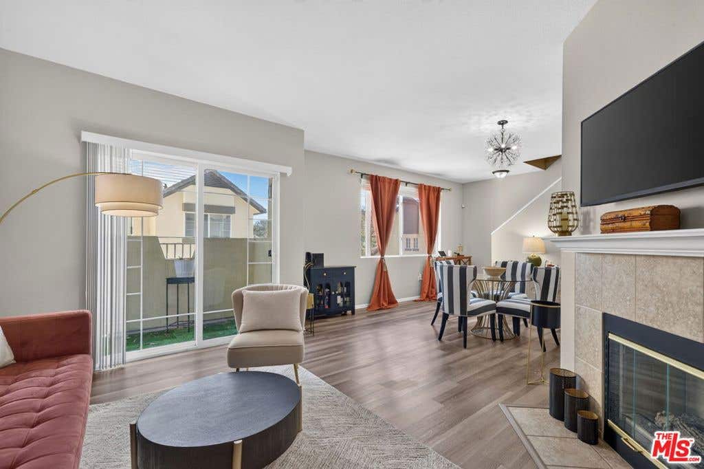 Photo of 4600 Don Lorenzo Drive #4, Los Angeles, CA 90008 (MLS # 26876149)