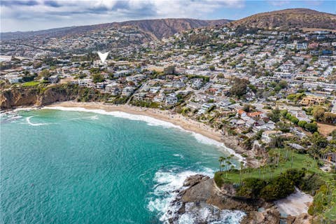 Photo of 1570 Via Capri, Laguna Beach, CA 92651 (MLS # LG26173189)