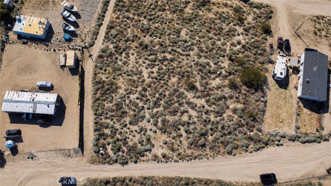 Tiny photo for 1 Crest Lane, Whitewater, CA 92282 (MLS # CV26229989)