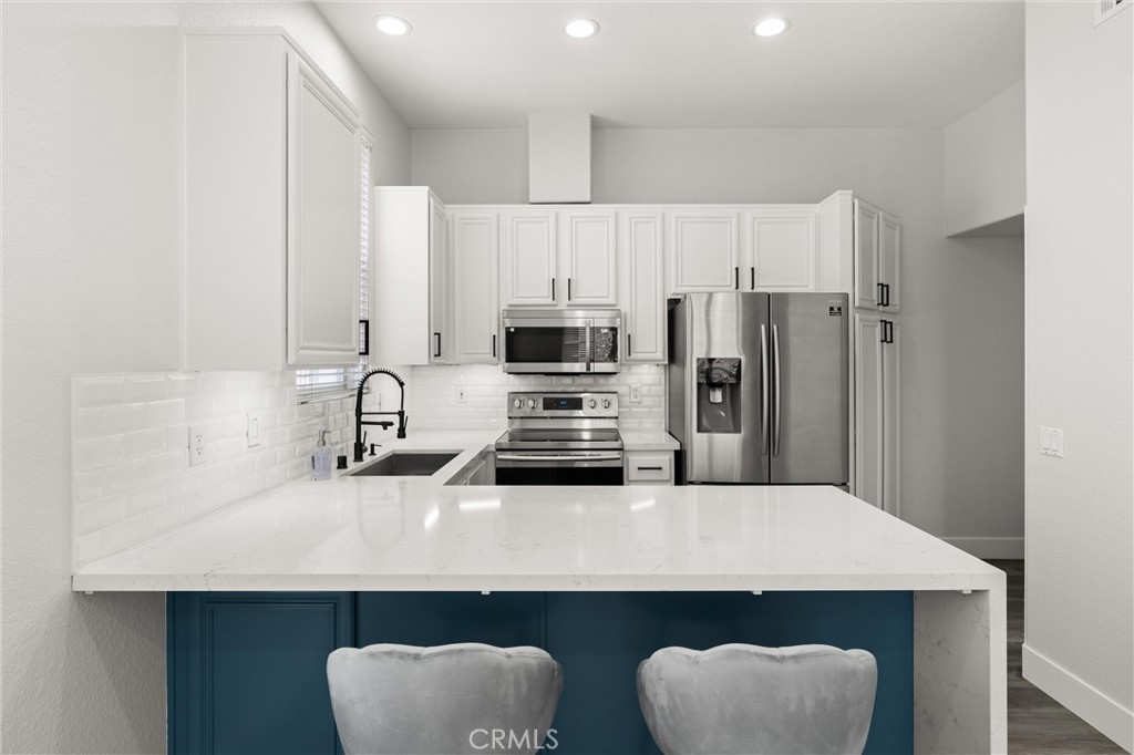 Summit Renaissance (SMRN) - Residential