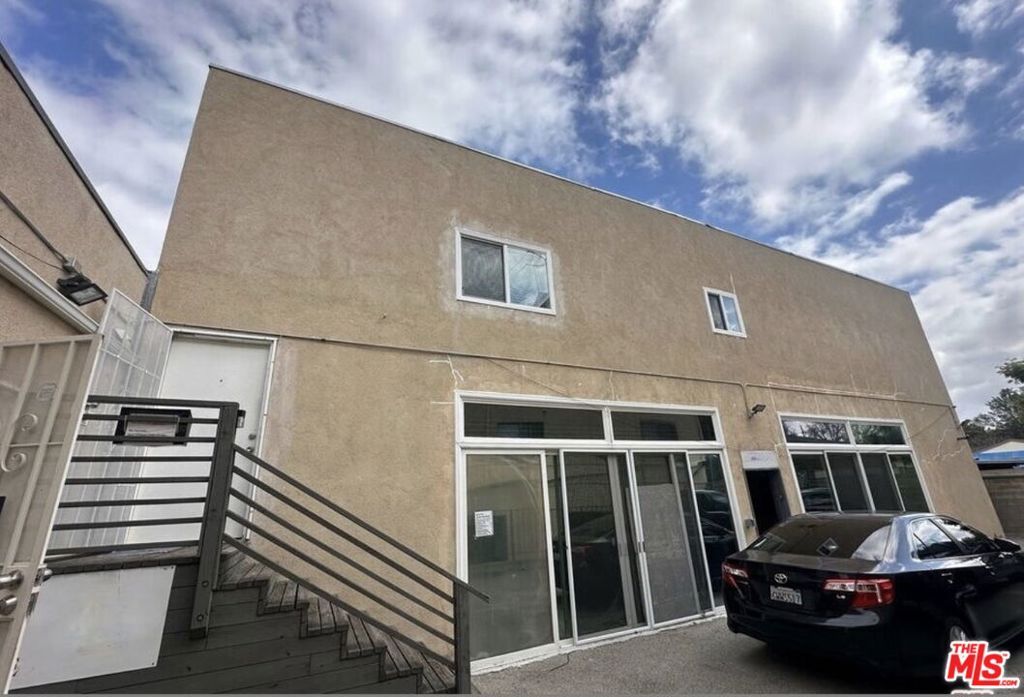 Photo of 7304 Canby Avenue #A, Reseda, CA 91335 (MLS # 25609753)
