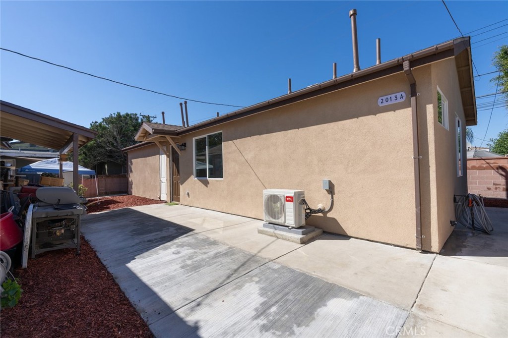 2013 W Porter Avenue