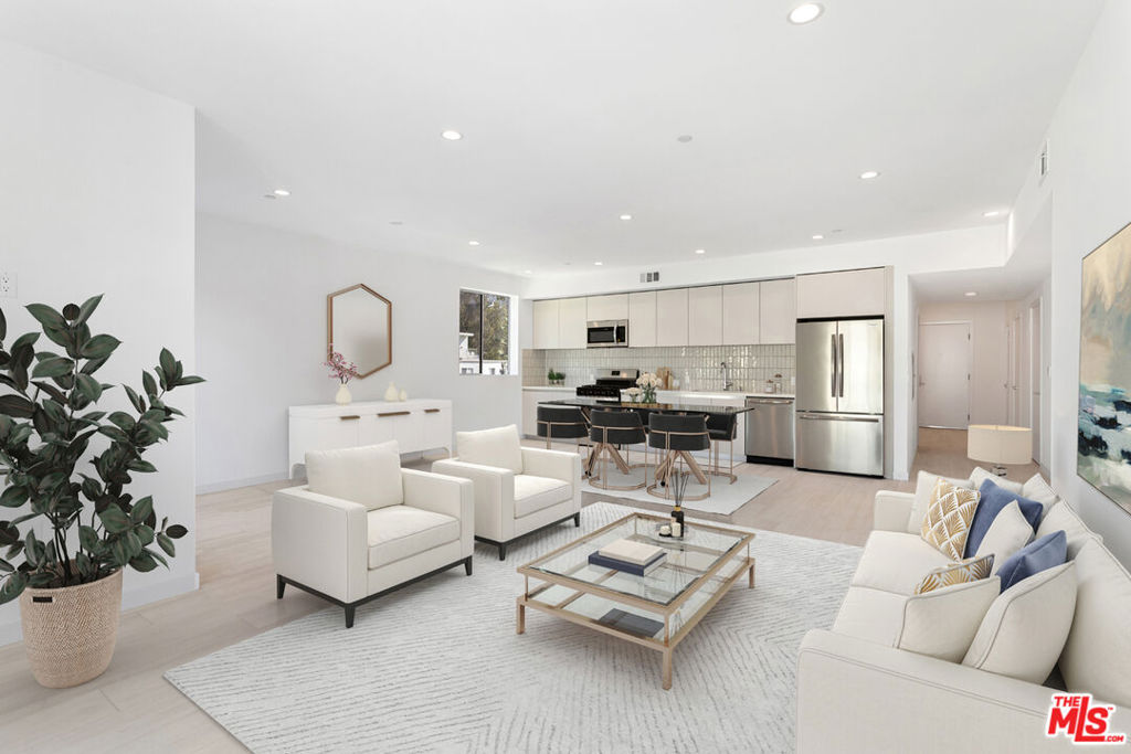 11620 Chenault Street, a New complex by Nayssan Properties, completed in 2023 in Brentwood North of San Vicente! The absolute best location in Brentwood at the end of a Cul de sac creating a private and peaceful environment yet walking distance to all Brentwood has to offer. Live in this bold and unique contemporary building with beautiful and modern LARGE 3 bedroom apartment in an amazing location. Spacious apartment with open floor plans with high ceilings and large balconies. Large bedrooms with plenty of closet space! Stainless steel appliances, luxury finishes, custom tile and marble, and in unit washer/dryer! Two parking spaces per unit. Walking distance to famous San Vicente Blvd. where you can enjoy the great restaurants, bars, nightlife, Whole foods, Farmers Market, etc. Walking distance to Barrington Park. Huge furnished roof top deck where tenants can relax during the day, enjoy the sunset with unobstructed 360 degree views of the City, Mountains, and Pacific Ocean. SEE REMARKS FOR SHOWING INSTRUCTIONS.