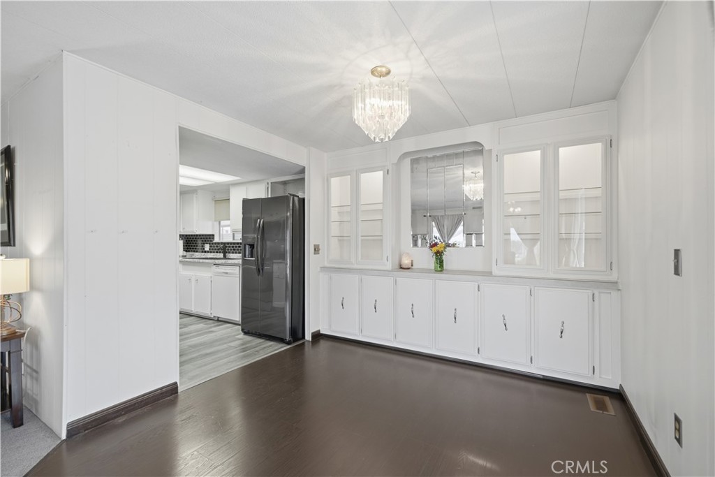 1219 E Barham, Space 45