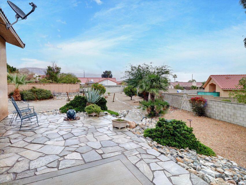 64859 Smith Court