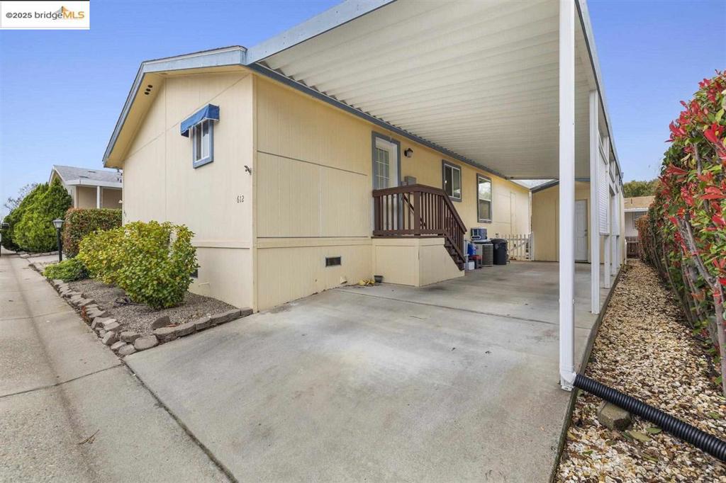 18717 Mill Villa