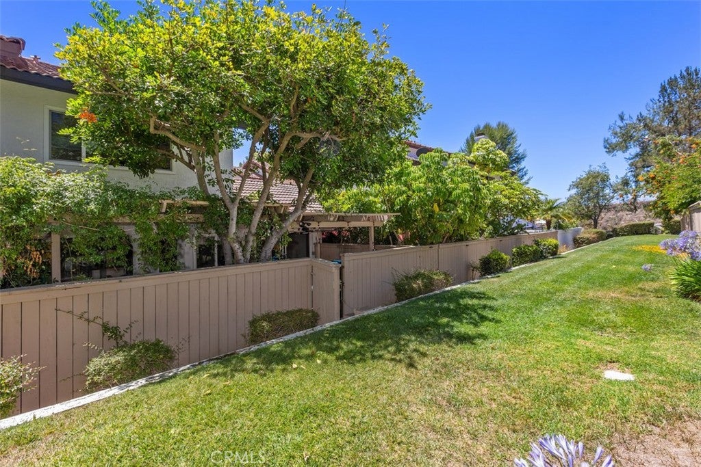 7 Shadow Hill, Laguna Hills CA 92653 - Photo 24