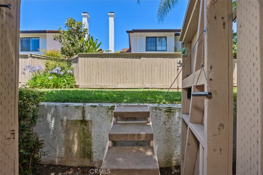 7 Shadow Hill, Laguna Hills CA 92653 - Photo 23