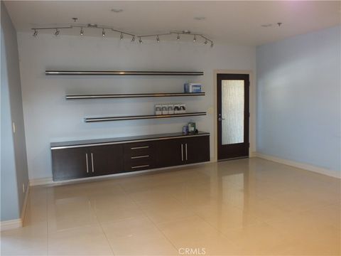 Photo of 800 Torrance Boulevard #200, Redondo Beach, CA 90277 (MLS # SB25197018) Photo of 800 Torrance Boulevard #200, Redondo Beach, CA 90277 (MLS # SB25197018)