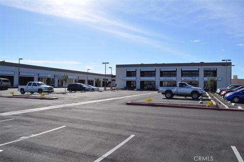 Photo of 14176 Amargosa RD #H & I, Victorville, CA 92392 (MLS # HD26104689)