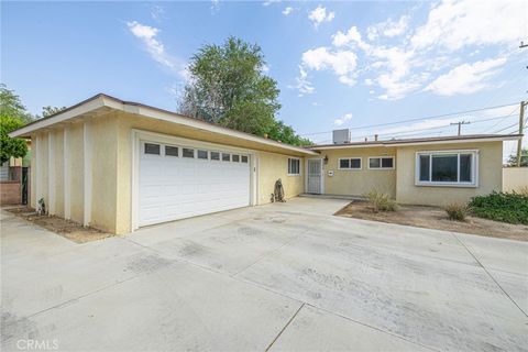 Photo of 1156 W Avenue J14, Lancaster, CA 93534 (MLS # SR26005711)