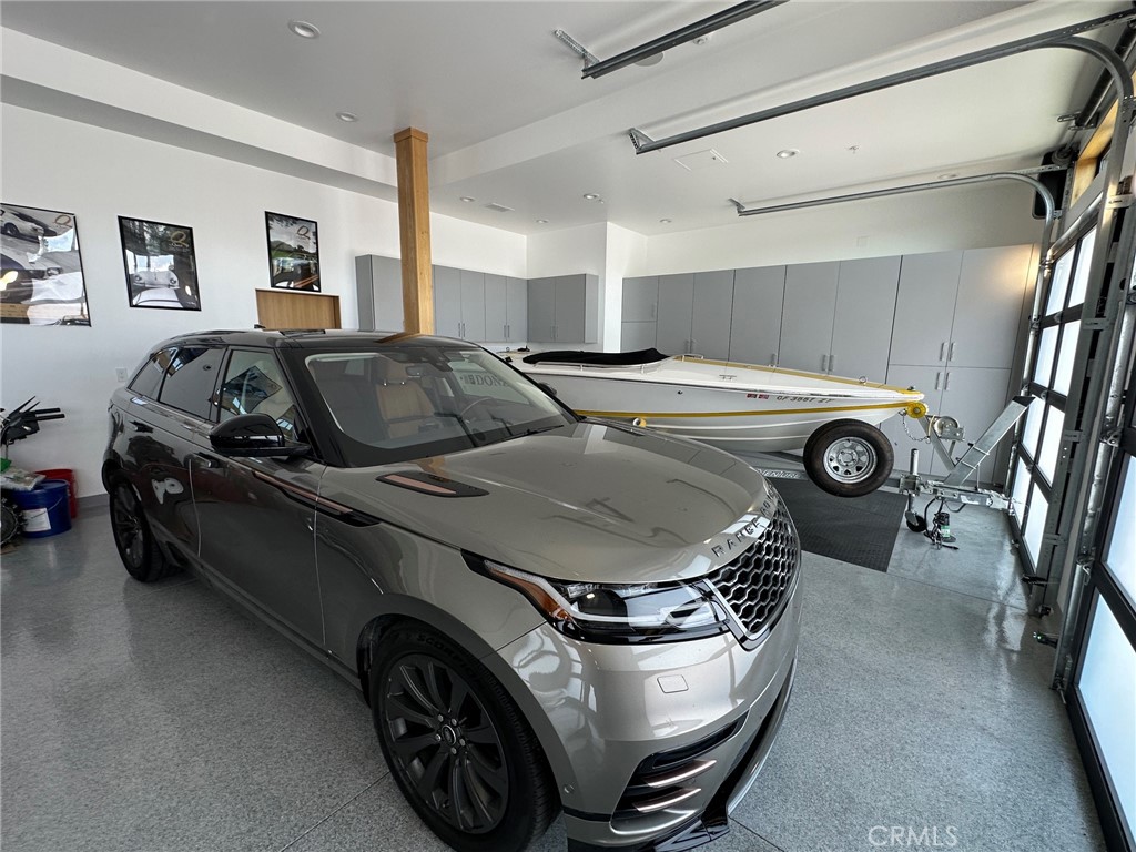 No expense spared on this one-of-a-kind custom contemporary mountain e – image 20