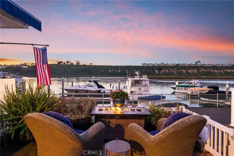 Photo of 4 Saratoga, Newport Beach, CA 92660 (MLS # OC26233182)