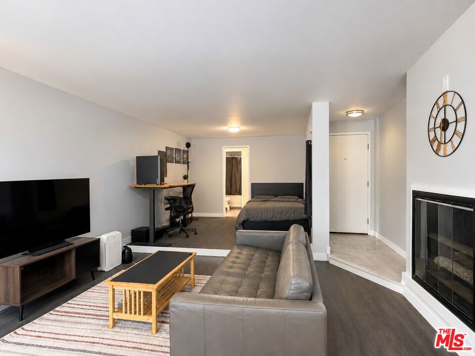 6151 Orange Street 203