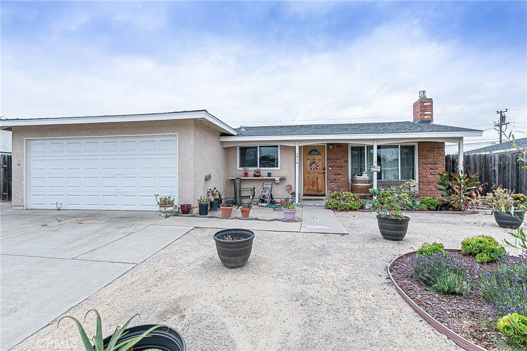3919 Berrywood