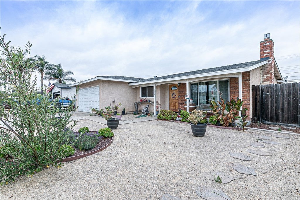 3919 Berrywood