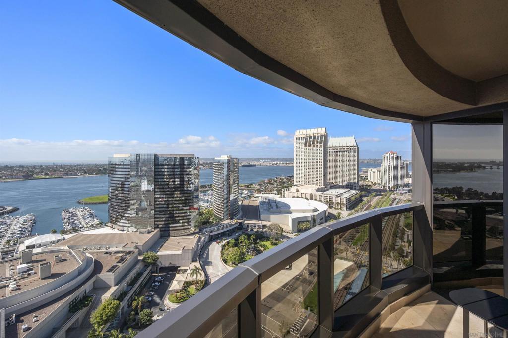 100 Harbor Drive 2805