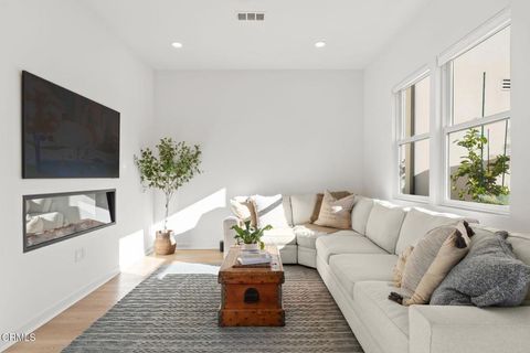 Tiny photo for 1578 E Thompson Boulevard, Ventura, CA 93001 (MLS # V1-34666)