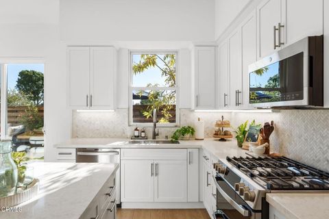 Tiny photo for 1578 E Thompson Boulevard, Ventura, CA 93001 (MLS # V1-34666)