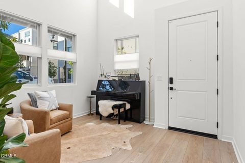 Tiny photo for 1578 E Thompson Boulevard, Ventura, CA 93001 (MLS # V1-34666)