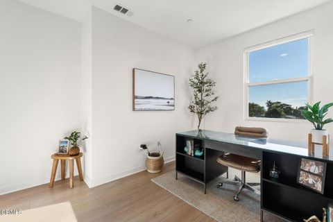 Tiny photo for 1578 E Thompson Boulevard, Ventura, CA 93001 (MLS # V1-34666)