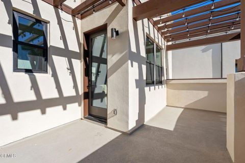 Tiny photo for 1578 E Thompson Boulevard, Ventura, CA 93001 (MLS # V1-34666)