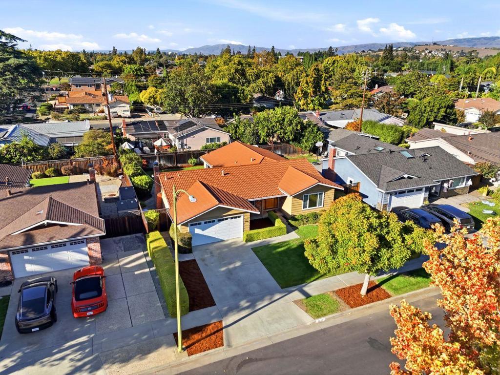 1211 Greenmoor Drive