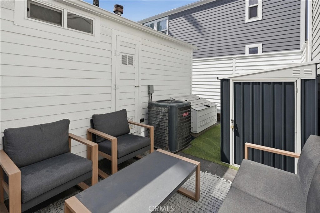 30 Bolivar, Newport Beach CA 92663 - Photo 17