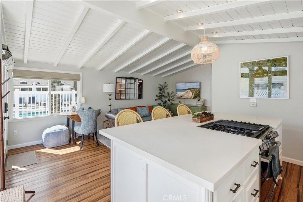 30 Bolivar, Newport Beach CA 92663 - Photo 10