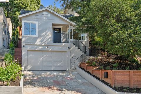 Photo of 3918 Fruitvale Ave Ave, Oakland, CA 94602 (MLS # 41130909)