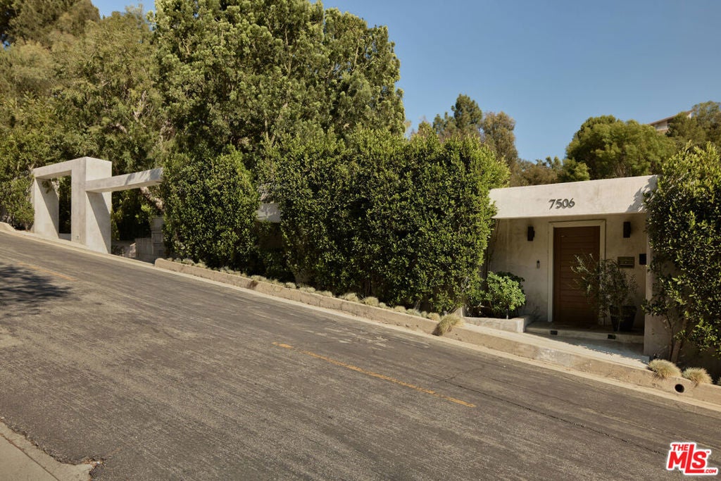 7506 Woodrow Wilson Drive