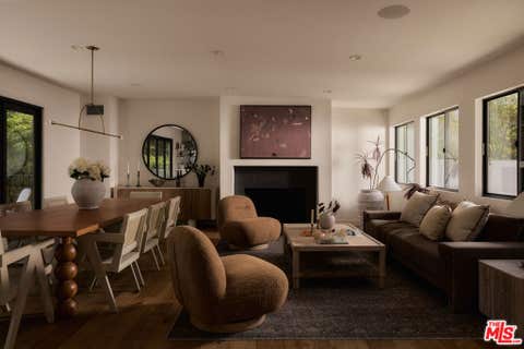 Photo of 7506 Woodrow Wilson Drive, Los Angeles, CA 90046 (MLS # 26876799)
