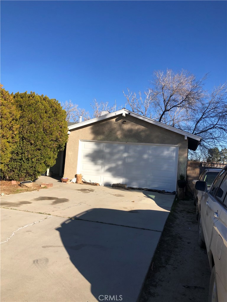 Properties 1 40214 174th E