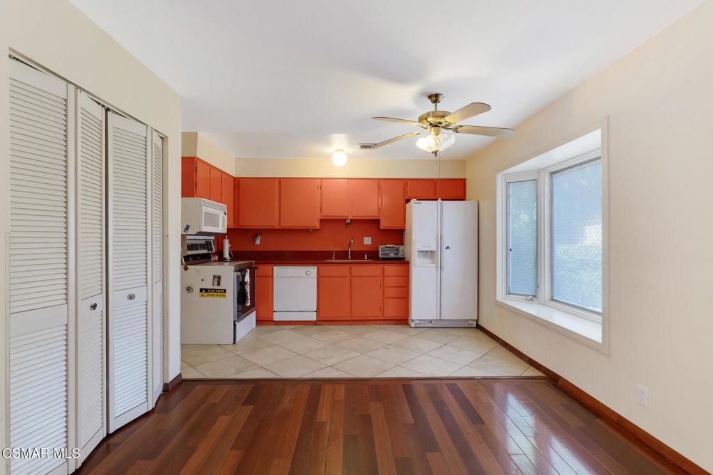 Photo of 855 Irving Drive, Thousand Oaks, CA 91360 (MLS # 226002032)