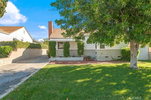 Photo of 922 N 4th Avenue Ave, Upland, CA 91786 (MLS # OC25270480)