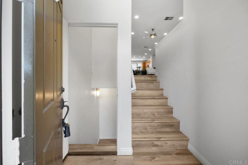 4918 Paramount Drive