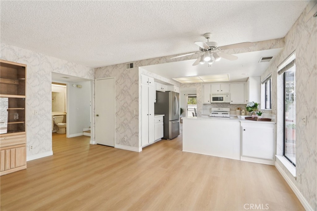 Oak Park (867) - Residential